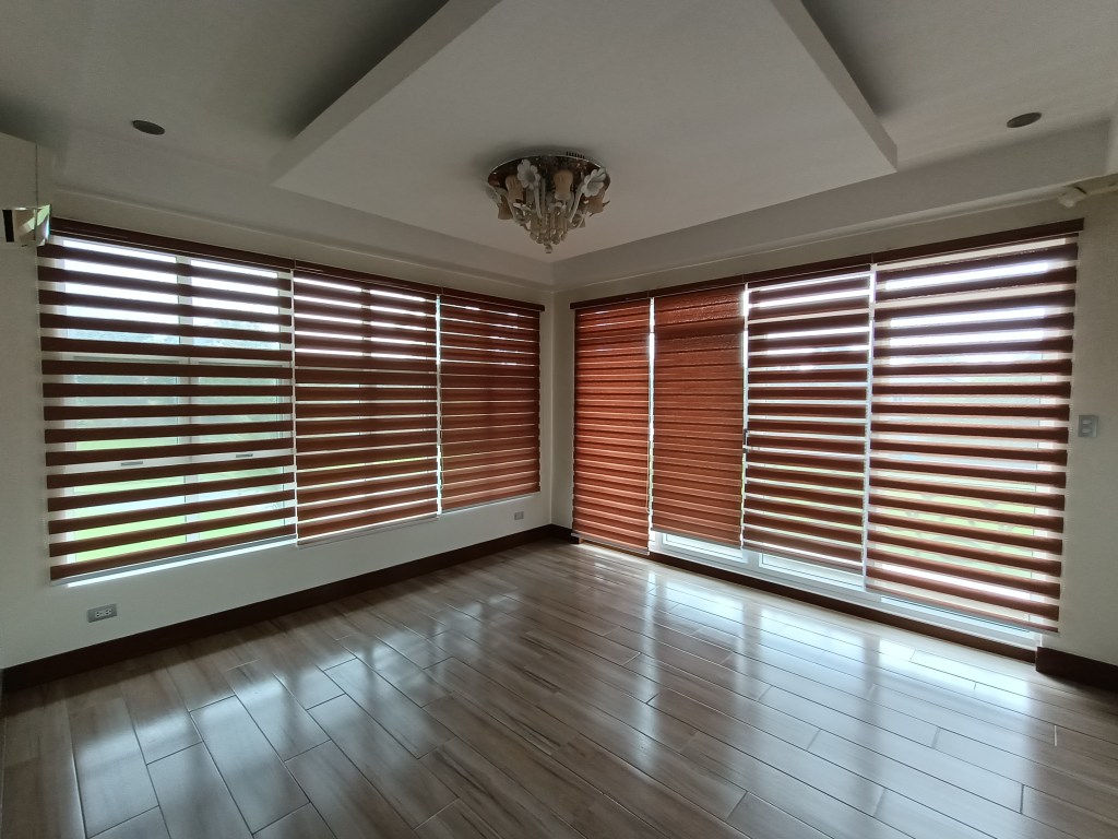 masters bedroom