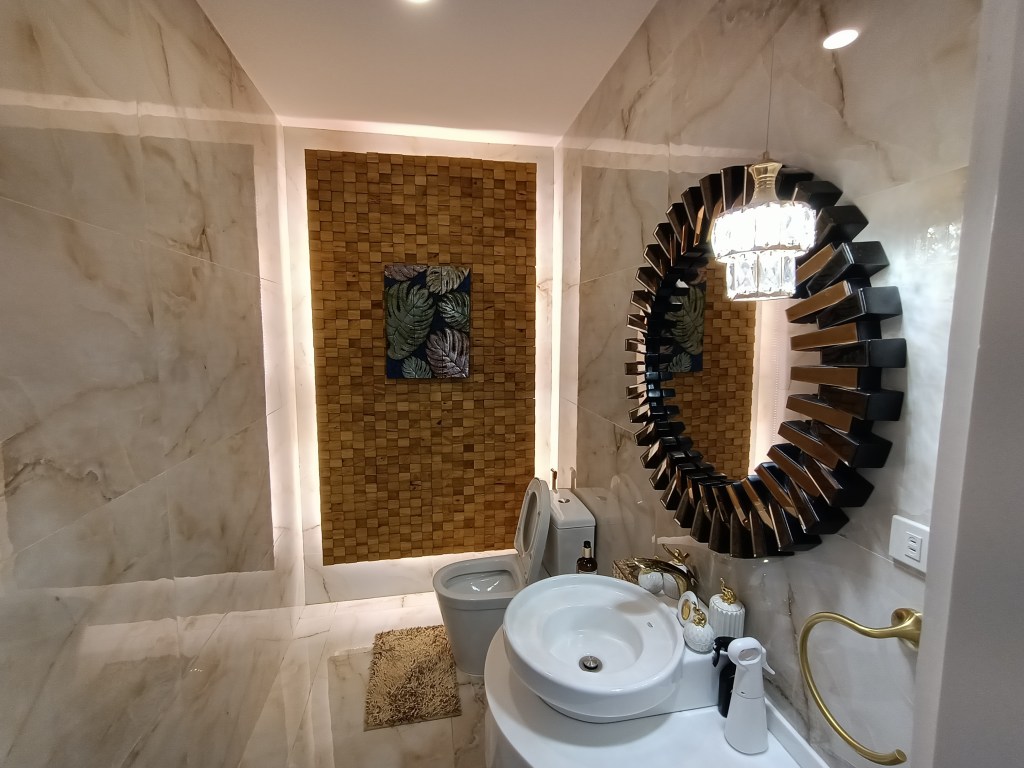 powder room