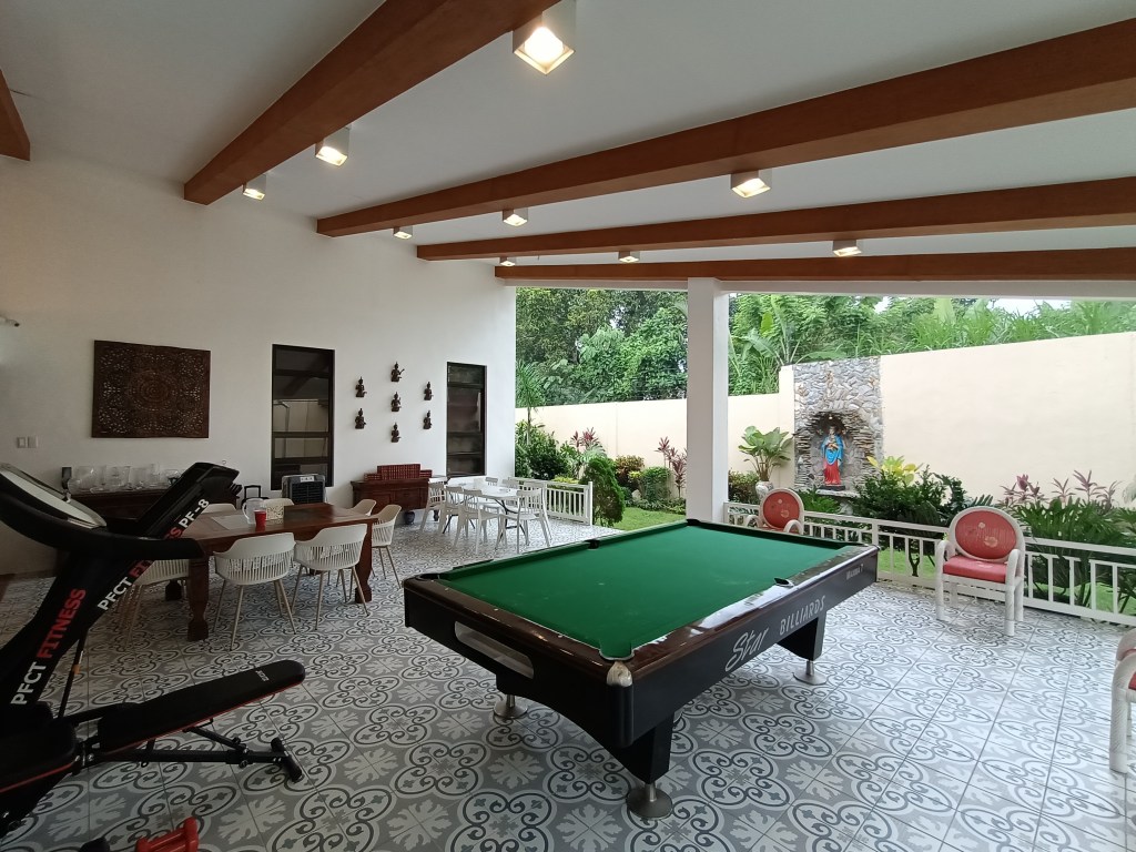 outdoor area